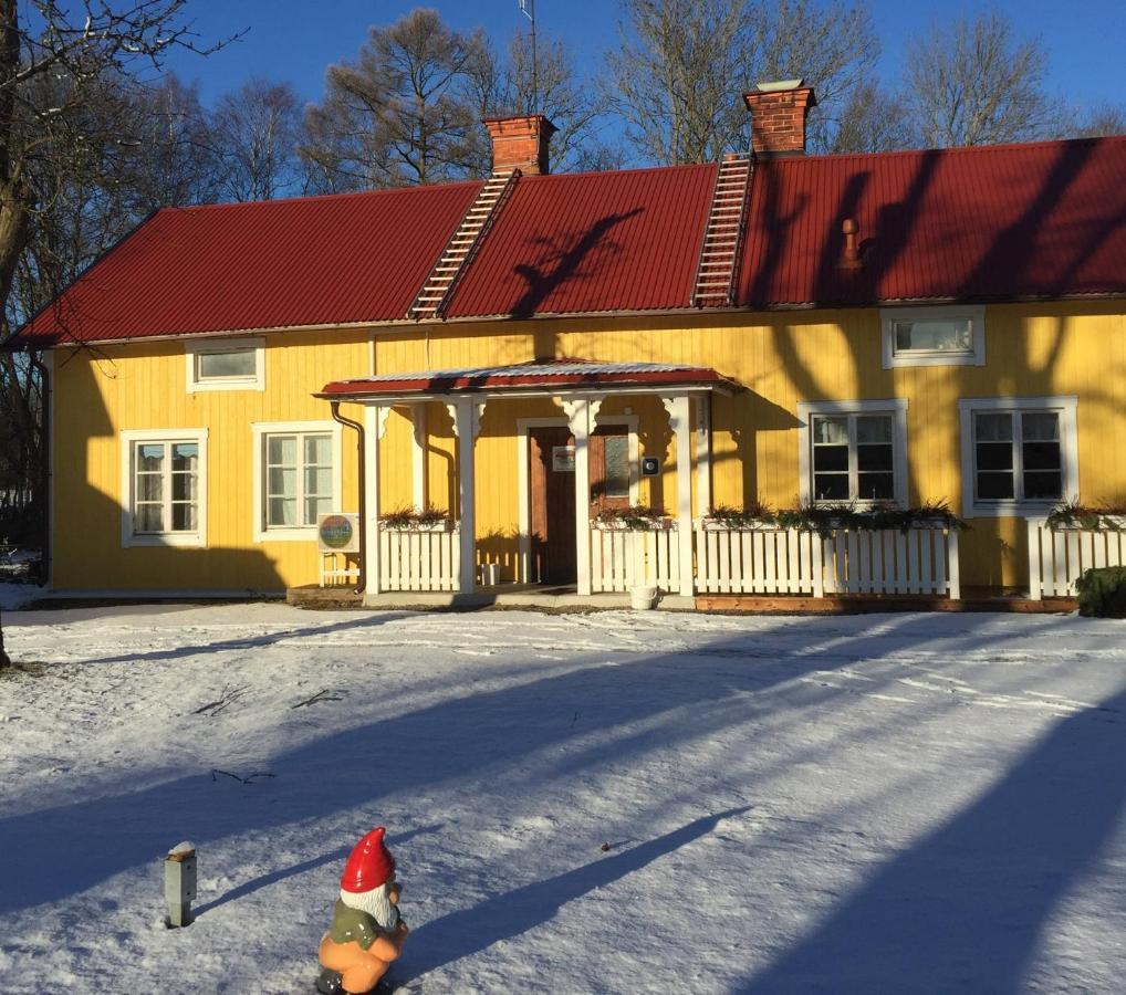 Enecopia Bed & Breakfast Энчёпинг Экстерьер фото